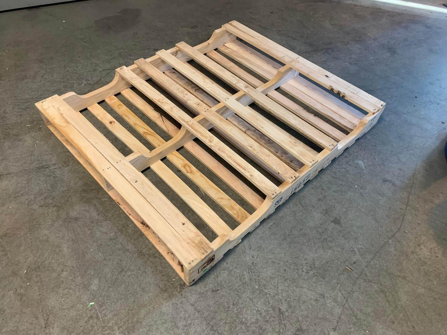Amerikaanse Pallet 102x122cm | Online-Pallets