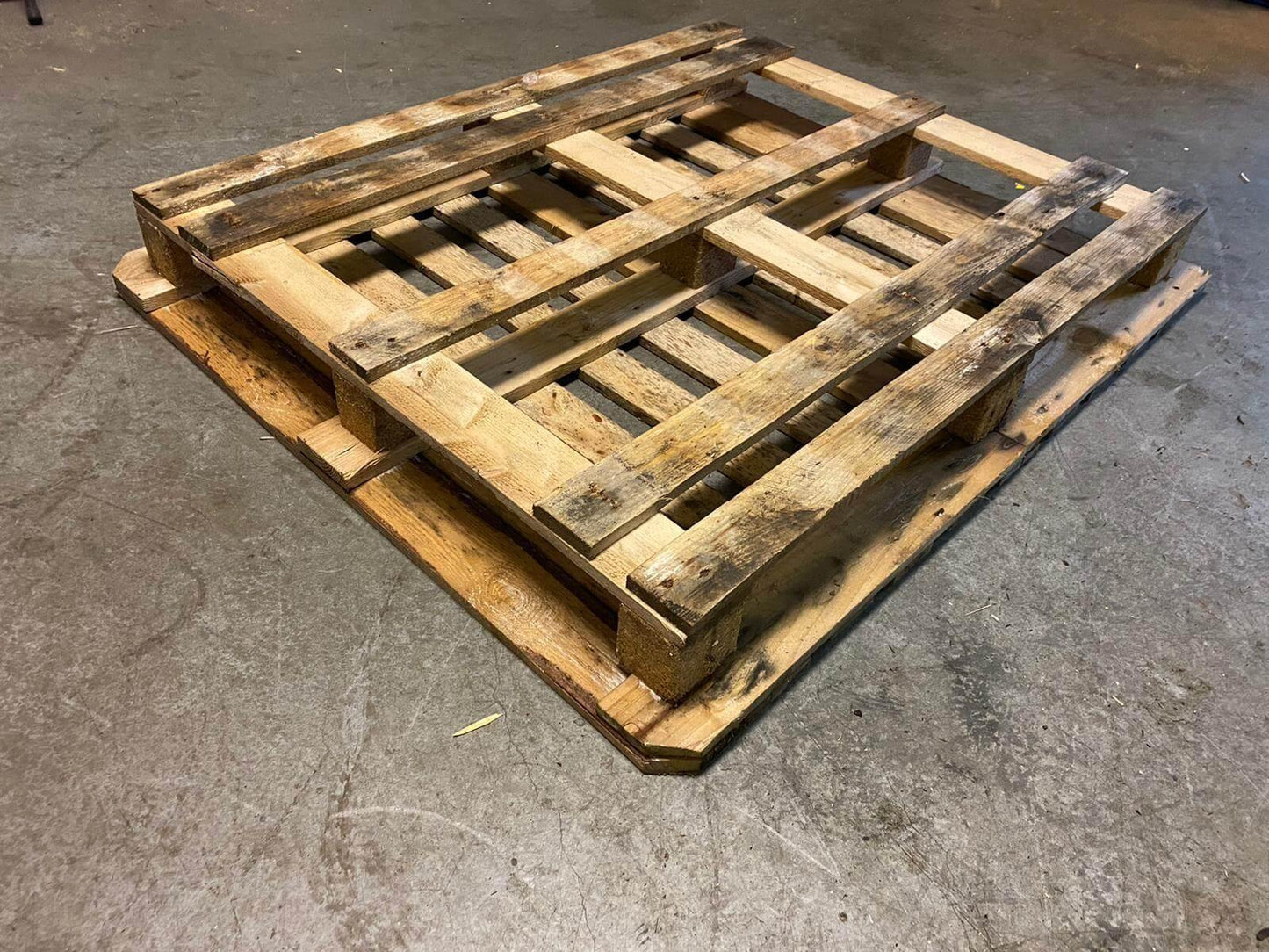 CP7 Pallet 110x130cm - Online-Pallets