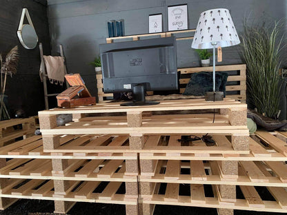 Pallet Bed 240 x 200 cm | 100 x 120 cm pallets - Online-Pallets