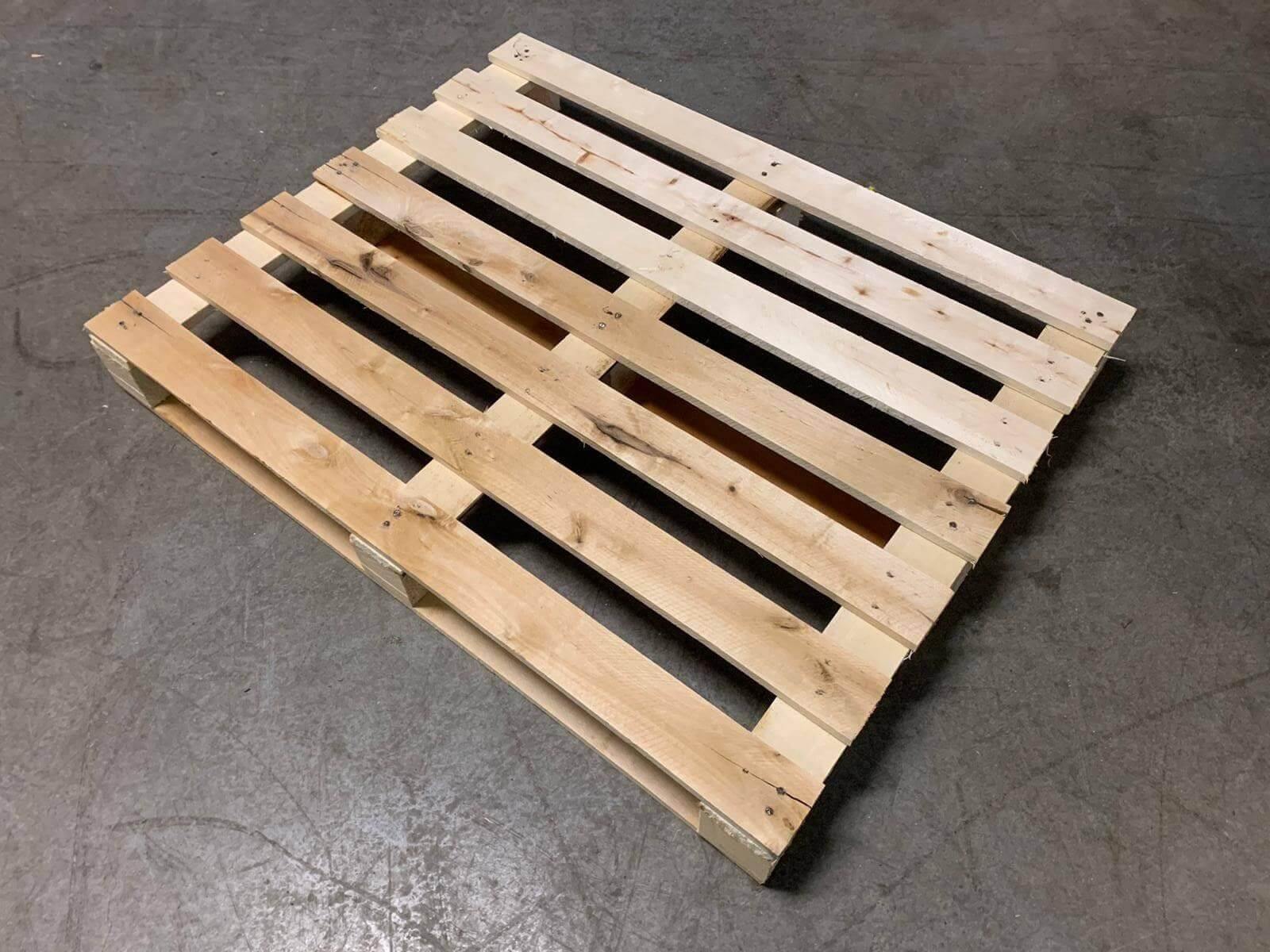 Pallet Bed 80 x 200 cm | 80 x 100 cm pallets - Online-Pallets.nl