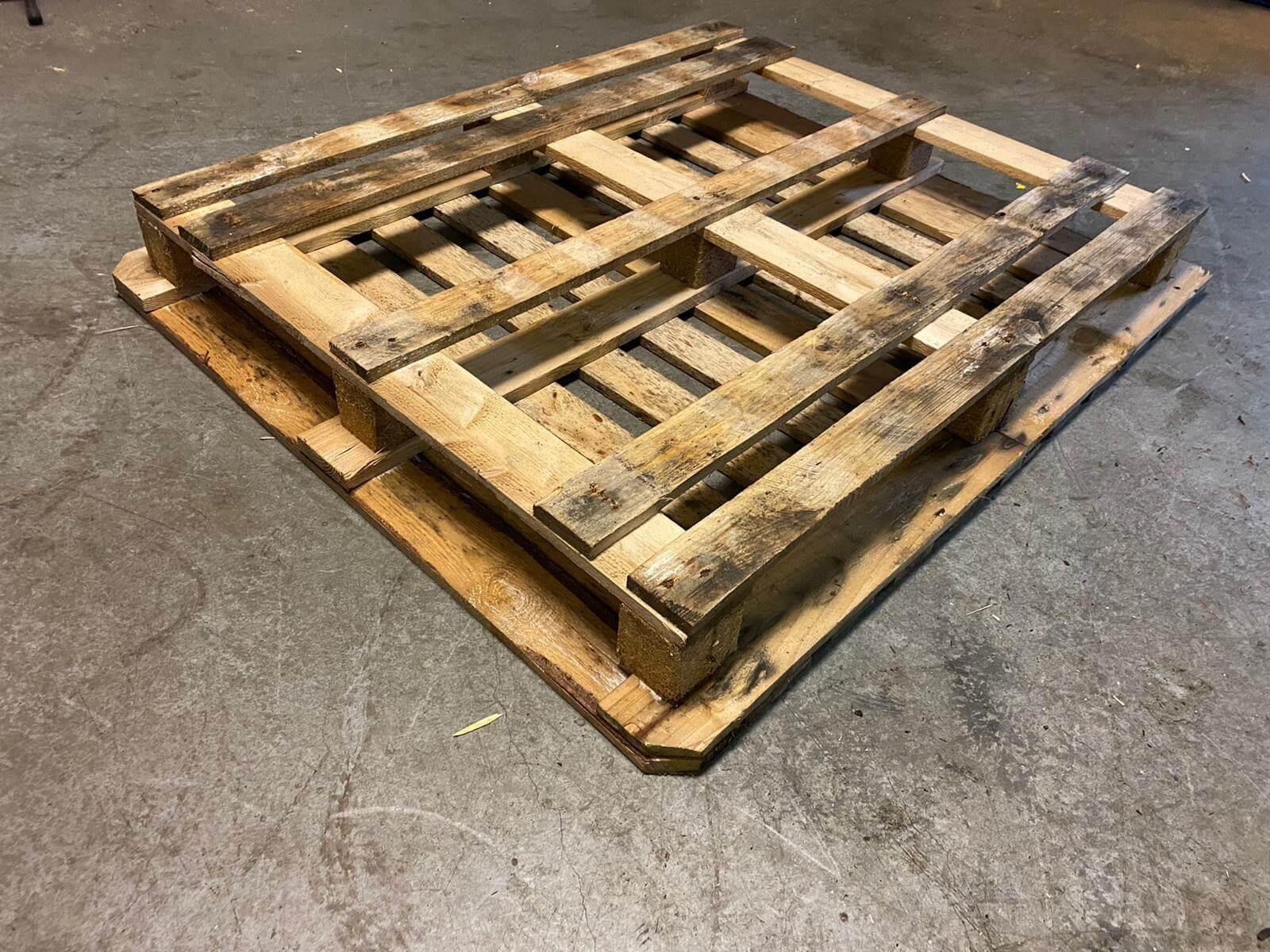 CP7 Pallet 110x130cm - Online-Pallets